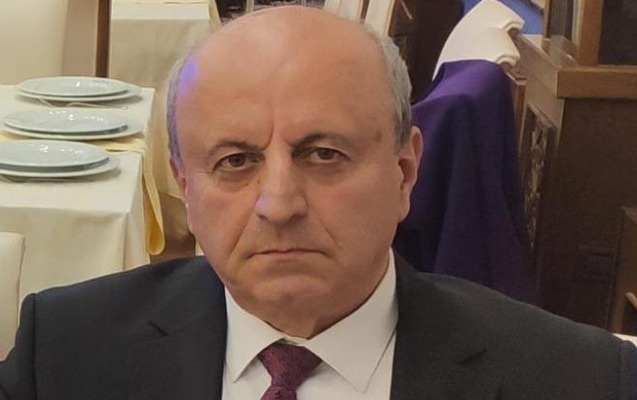 azerbaycanli-dosent-koronavirusdan-vefat-etdi