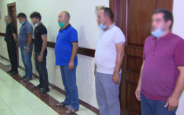 iki-surucu-15-digerleri-10-sutkaliq-hebs-olundu