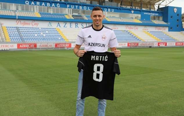 qarabag-yeni-transferini-teqdim-etdi