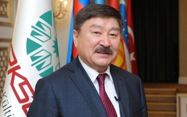 İlham Əliyev TÜRKSOY-un baş katibini təltif etdi