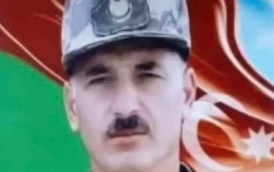 tezekend-mektebinin-muellimi-de-sehid-olub