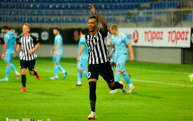 neftcinin-sabiq-futbolcusu-vyetnam-klubunda