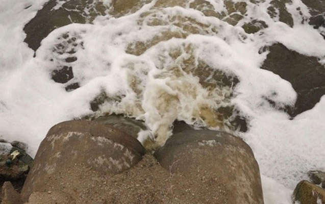 pirsagida-cirkab-sularinin-denize-axidilmasi-xeberine-nazirlikden-reaksiya