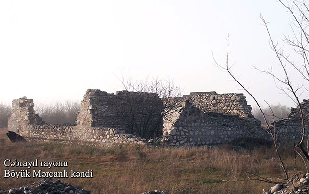 cebrayilin-daha-bir-kendinden-goruntuler