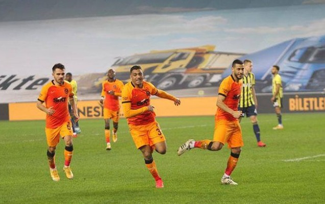 qalatasaray-fenerbagcani-meglub-etdi