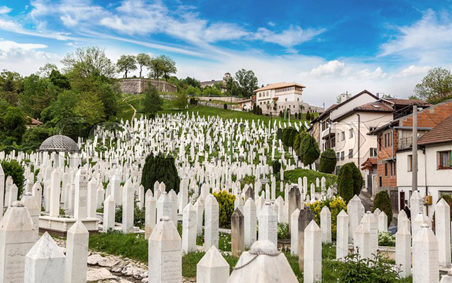 italiyada-olen-8-yasli-emilin-defni-ucun-bir-ay-yer-tapilmadi