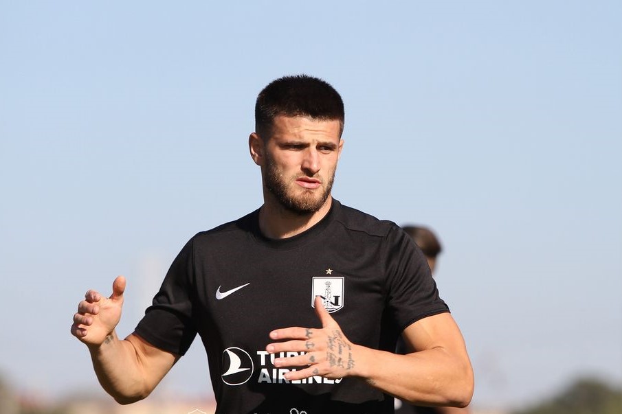azerbaycan-futbolunda-sertler-daha-yaxsidir