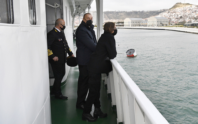 dunyada-ilk-defe-bakida-yaradilan-tanker-muzeyin-acilisi-oldu