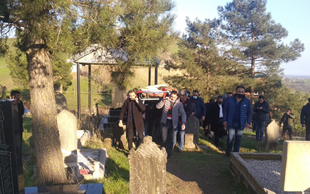 dilaver-ezimli-defn-olundu