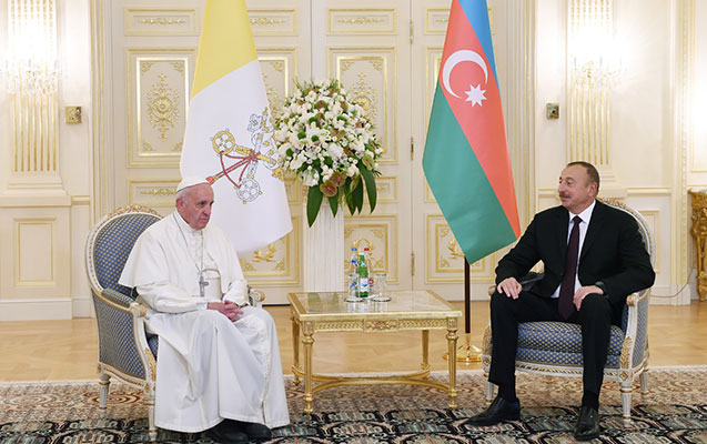 ilham-eliyev-roma-papasini-tebrik-etdi