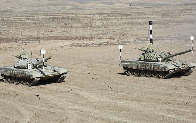 elahidde-umumqosun-ordunun-tankcilari-mesgeleler-kecir