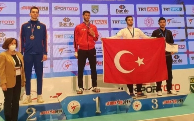 turkish-openi-taekvondocularimiz-bir-dest-medalla-basa-vurdu