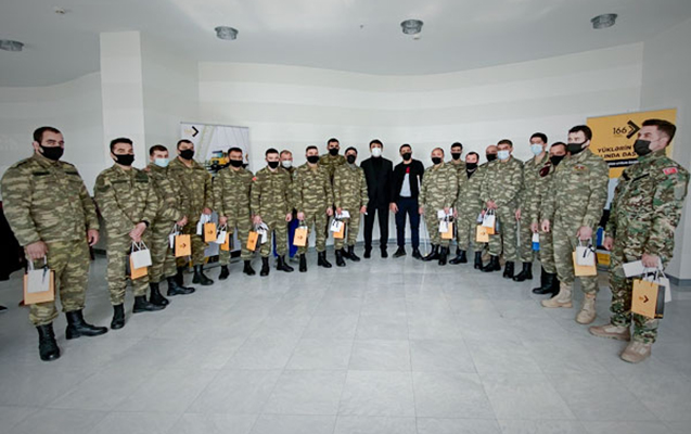 166-yukdasima-ve-logistika-sirketi-qazilerimizi-tebrik-etdi