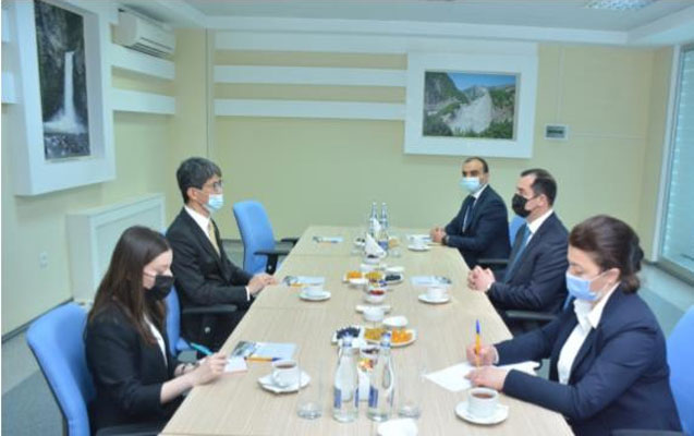 yaponiya-sefiri-samaxiya-sefer-etdi