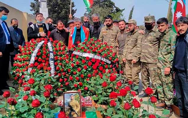 sehid-huseyn-defn-edildi