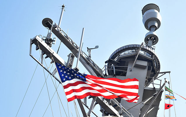 abs-gemileri-fars-korfezinde-iran-gemilerine-xeberdarliq-atesi-acdi