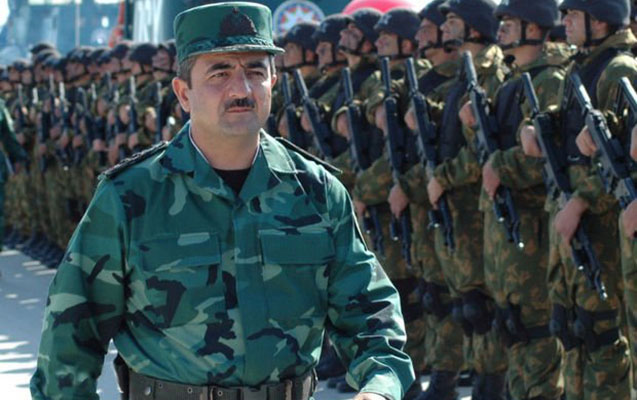 elcin-quliyev-dusmenin-su-25-nin-mehv-edilmesinin-teferruatini-aciqladi