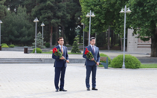 naftalanda-heyder-eliyevin-anadan-olmasinin-ildonumu-qeyd-edilib
