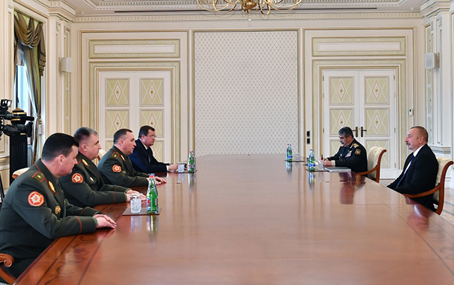ilham-eliyev-belarusun-mudafie-nazirini-qebul-etdi