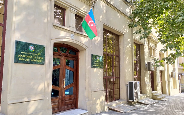 dovlet-komitesinin-numayendeleri-gurcustana-gedib