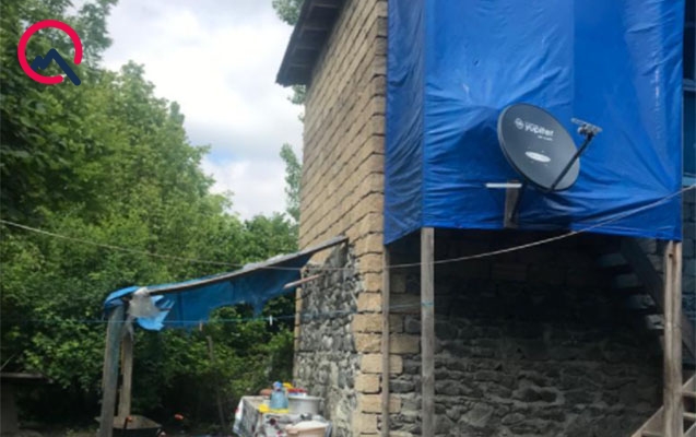 birotaqli-evimizden-hem-metbex-hem-hamam-kimi-istifade-edirik