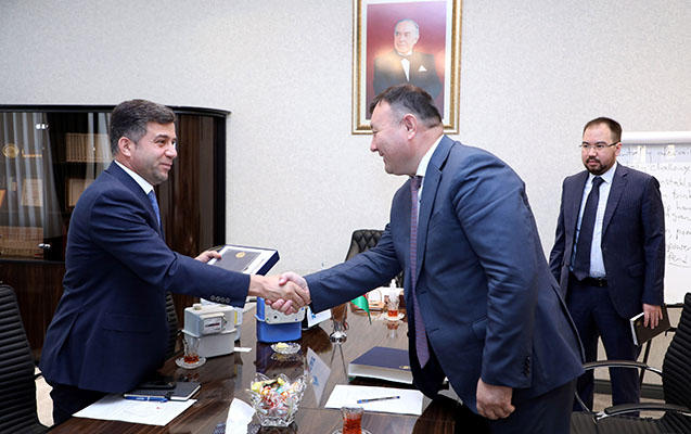 qazaxistan-azerbaycanda-aparilan-qazlasmaya-maraq-gosterir