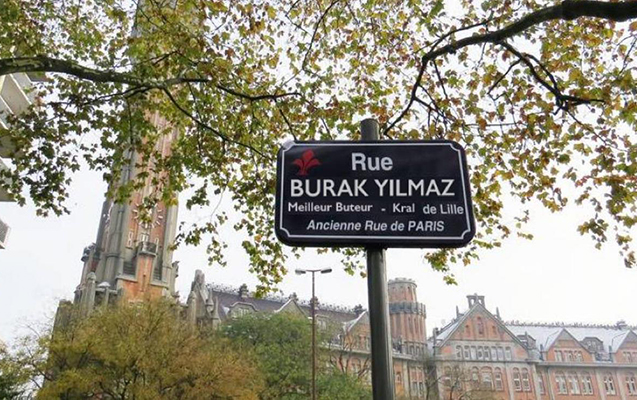fransada-kuceye-turk-futbolcunun-adi-verildi
