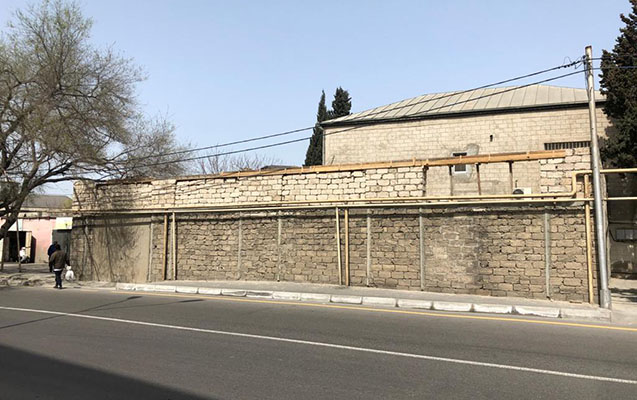 kesledeki-qanunsuz-obyektin-tikintisi-dayandirildi