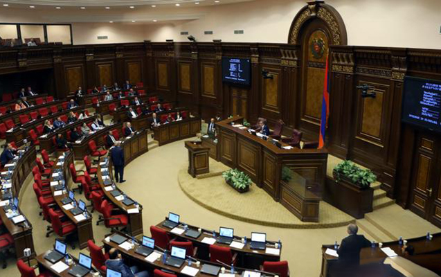 ermeni-deputat-vezifeye-geldikden-1-hefte-sonra-istefa-verdi