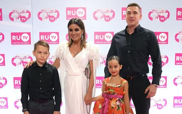 kseniya-qurban-omarovdan-bosanir