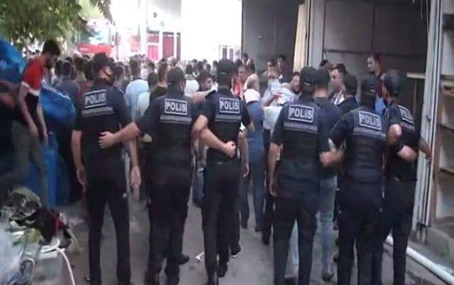 imislideki-yangin-zamani-bes-polis-emekdasi-zeherlenib
