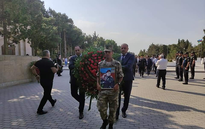 lacinda-qezada-helak-olan-herbci-defn-edildi