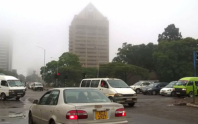 zimbabvede-agir-yol-qezasi-xeyli-sayda-olen-var