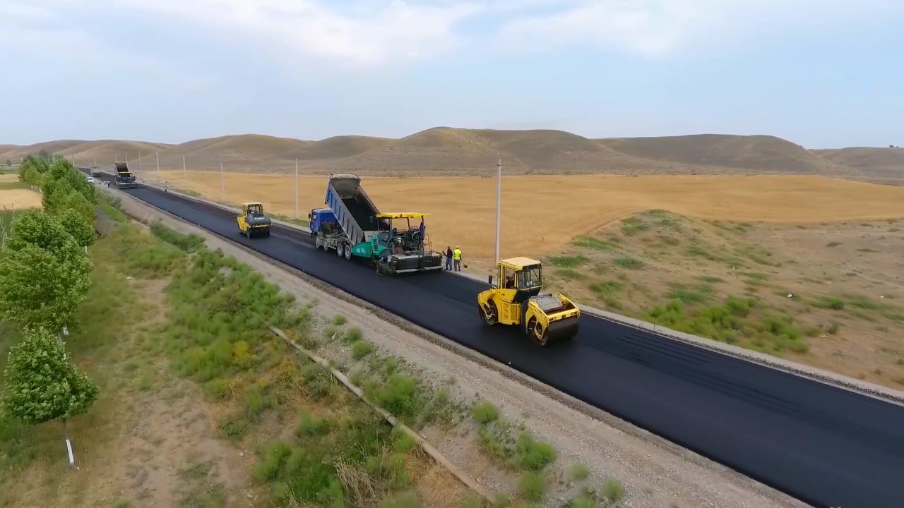 “Zəfər yolu”nun asfaltlanmasına başlanıldı - Fotolar