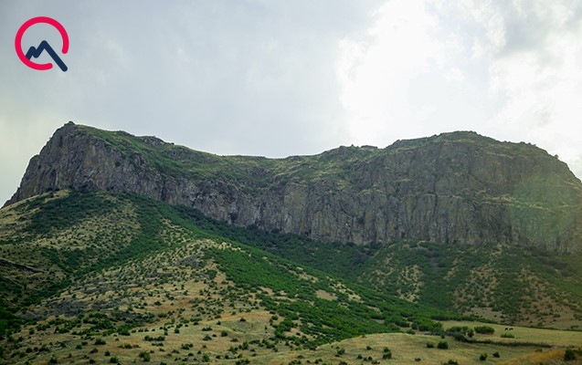 Düşmənin ələ keçirmək istədiyi Qaraqayadan