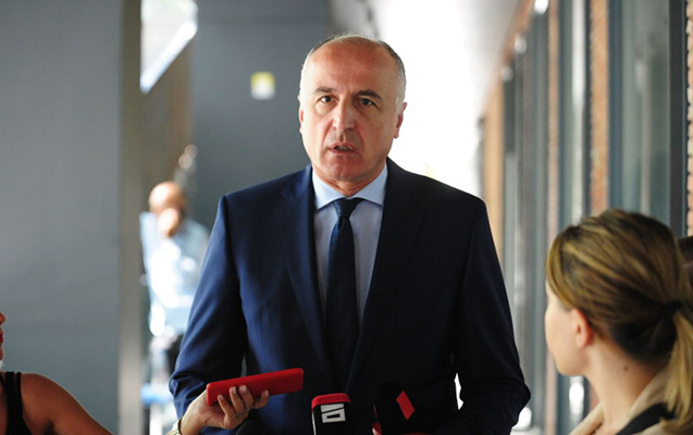 gurcustan-muxalifeti-impicment-prosedurunu-basladir