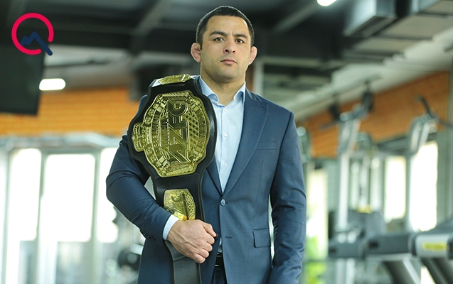 taninmis-idmancinin-rutbesi-artirildi