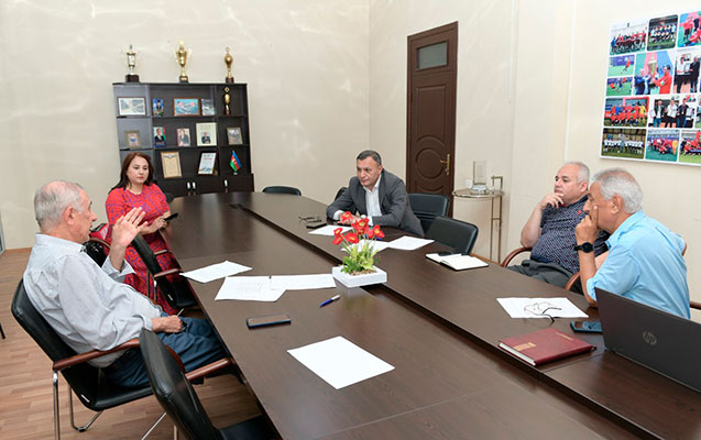 nazirlikde-ictimai-suranin-iclasi-kecirildi