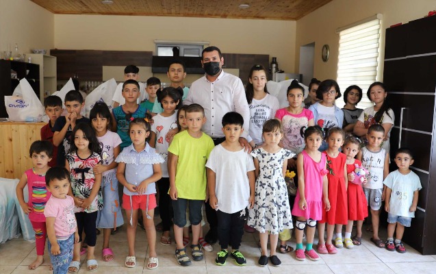 “Avrora Qrup” Qurban bayramı ilə əlaqədar uşaq evləri və uşaq sığınacaqlarına yardım edib