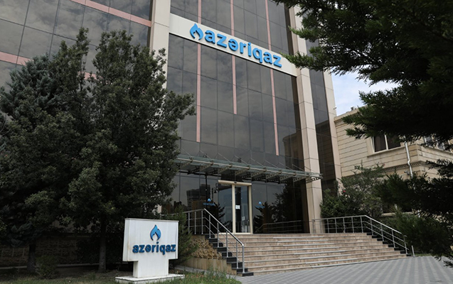 azeriqaz-emekdaslari-novbeli-rejimde-isleyecekler