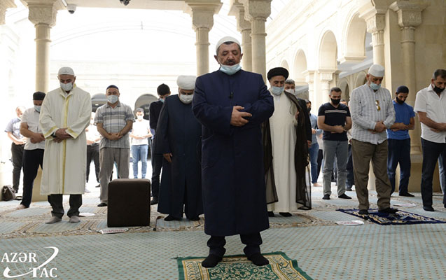 ejderbey-mescidinde-bayram-namazi-qilindi