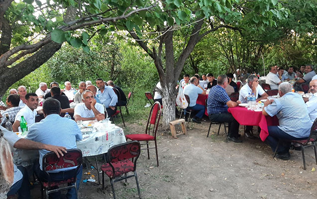 heyet-toyunda-qaydalari-pozan-kendliler-cerimelendi