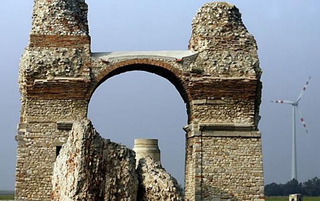 roma-istehkamlari-unesco-nun-umumdunya-irs-siyahisina-salindi