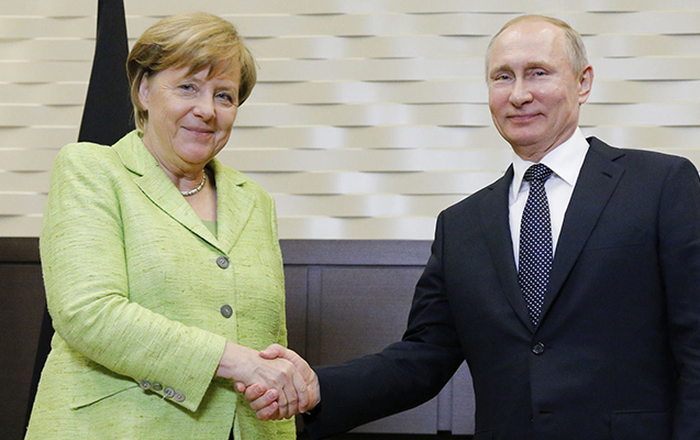 Putin və Merkelin görüşü başladı