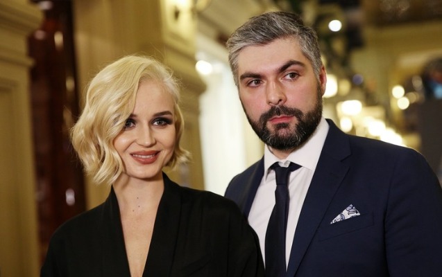 kecmis-eri-polinani-mehkemeye-verdi