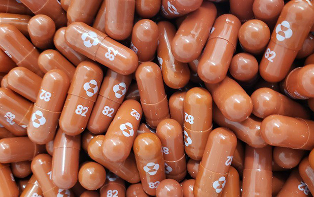 covid-19-dan-olme-ehtimalini-azaldan-derman-hazirlandi