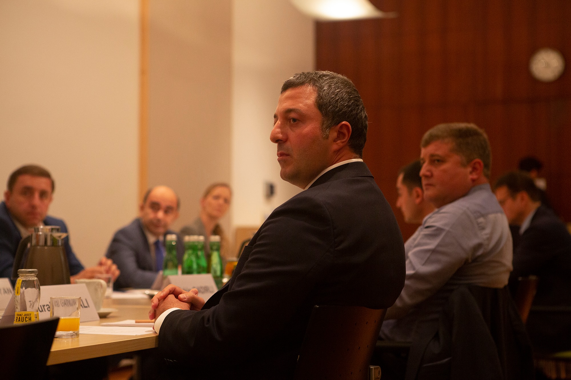 deputatlarimiz-ermeni-siyasi-partiya-temsilcileri-ile-gorusdu