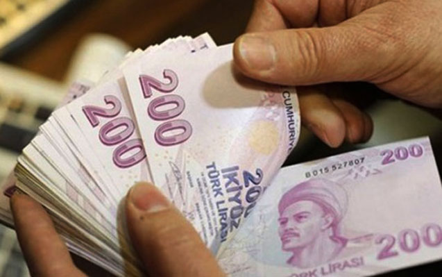 turkiye-liresi-dollar-qarsisinda-tarixi-minimumunu-yeniledi