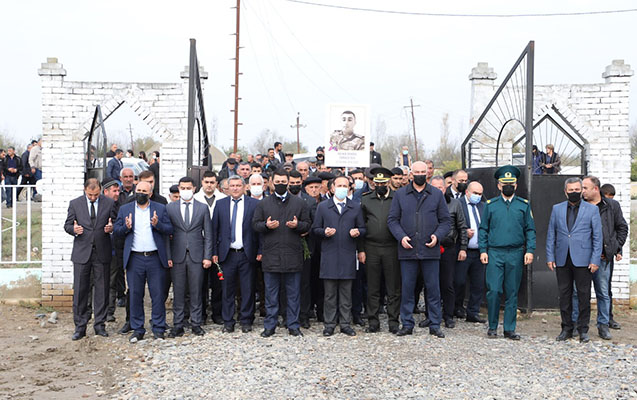 neftcalada-veten-muharibesi-sehidlerinin-il-donumu-qeyd-olunub