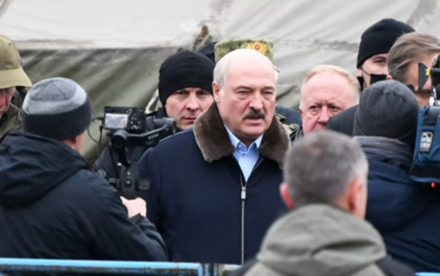 Lukaşenko Polşa ilə sərhədə getdi